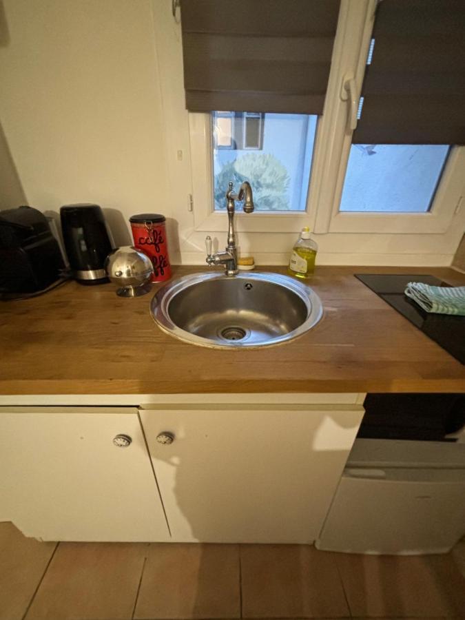 Agapee Apartment Aix-en-Provence Bagian luar foto