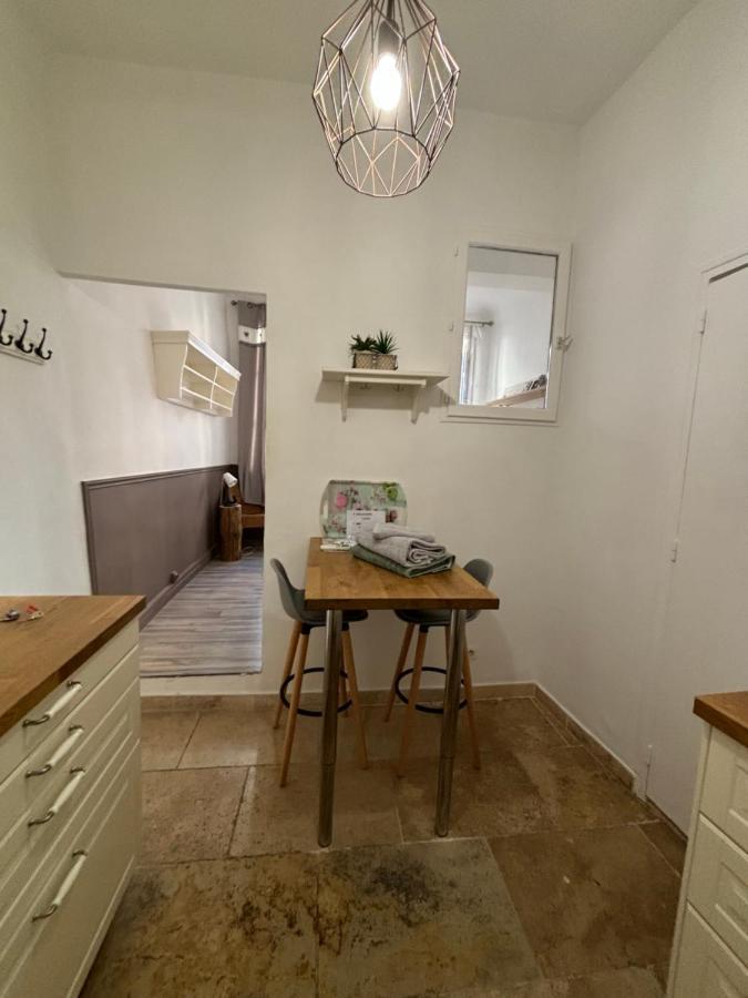 Agapee Apartment Aix-en-Provence Bagian luar foto